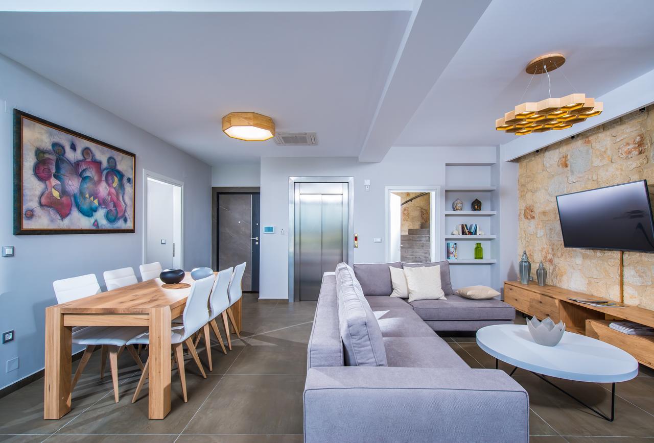 Orama Luxury Villa 4 Bedrooms With Private Pool Herszonisszosz Kültér fotó